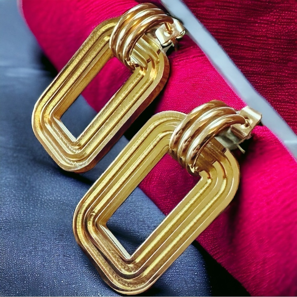 NEW Yellow-Gold Plated Stainless Steel Geometric Ribbed Hoop Drop Earrings